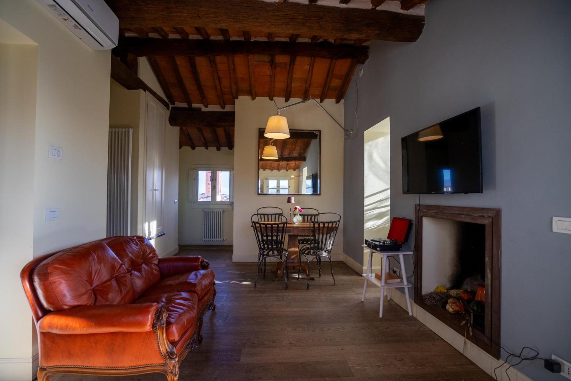 Palazzo Rocchi - Residenza D'Epoca Bed & Breakfast Lucca Luaran gambar