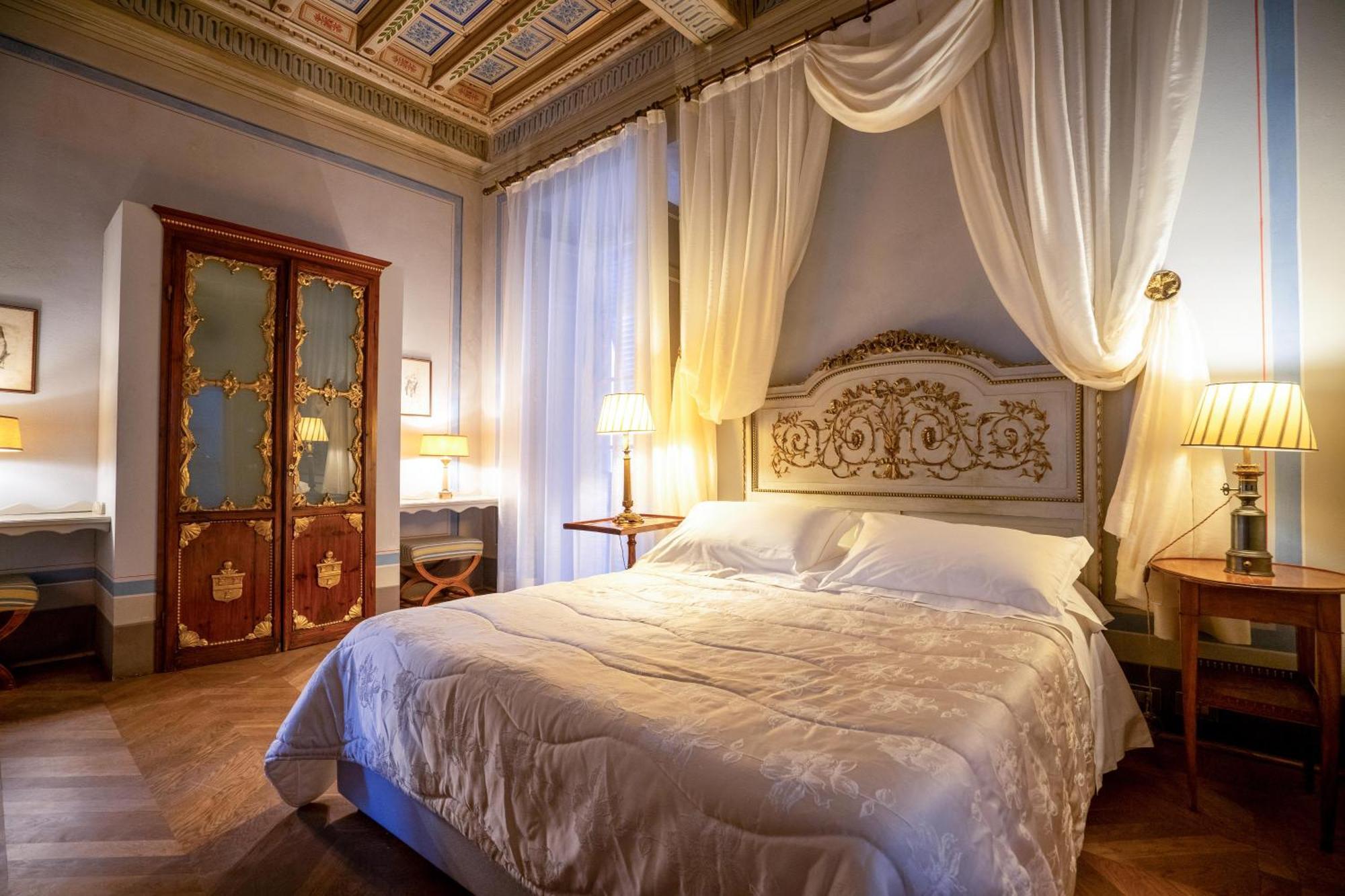 Palazzo Rocchi - Residenza D'Epoca Bed & Breakfast Lucca Luaran gambar